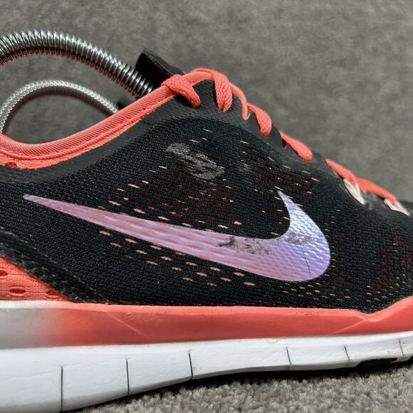 Nike Free TR Fit 5 718932-003 Women’s Size 8 Black Pink Athletic Running Shoes - Picture 2 of 13